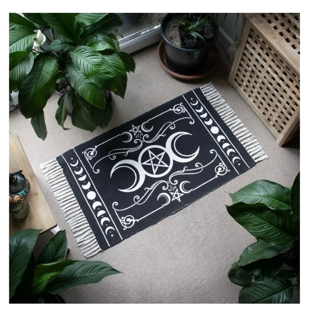 New with tag Alchemy of England Triple Moon Rug